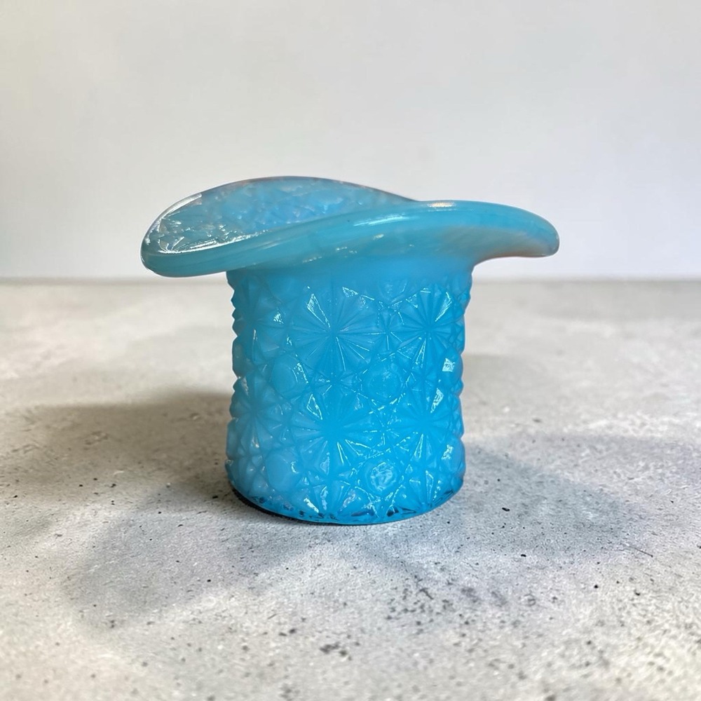 Opalescent Blue Glass TOP HAT Toothpick Holder Daisy And Button